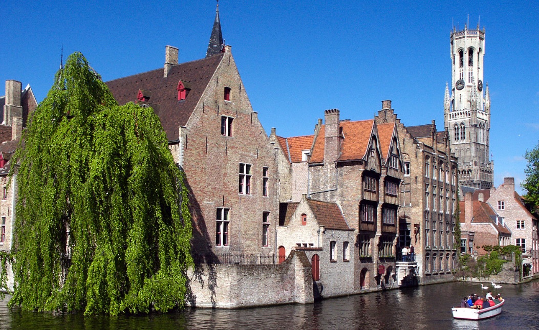 panoramic photo of bruges